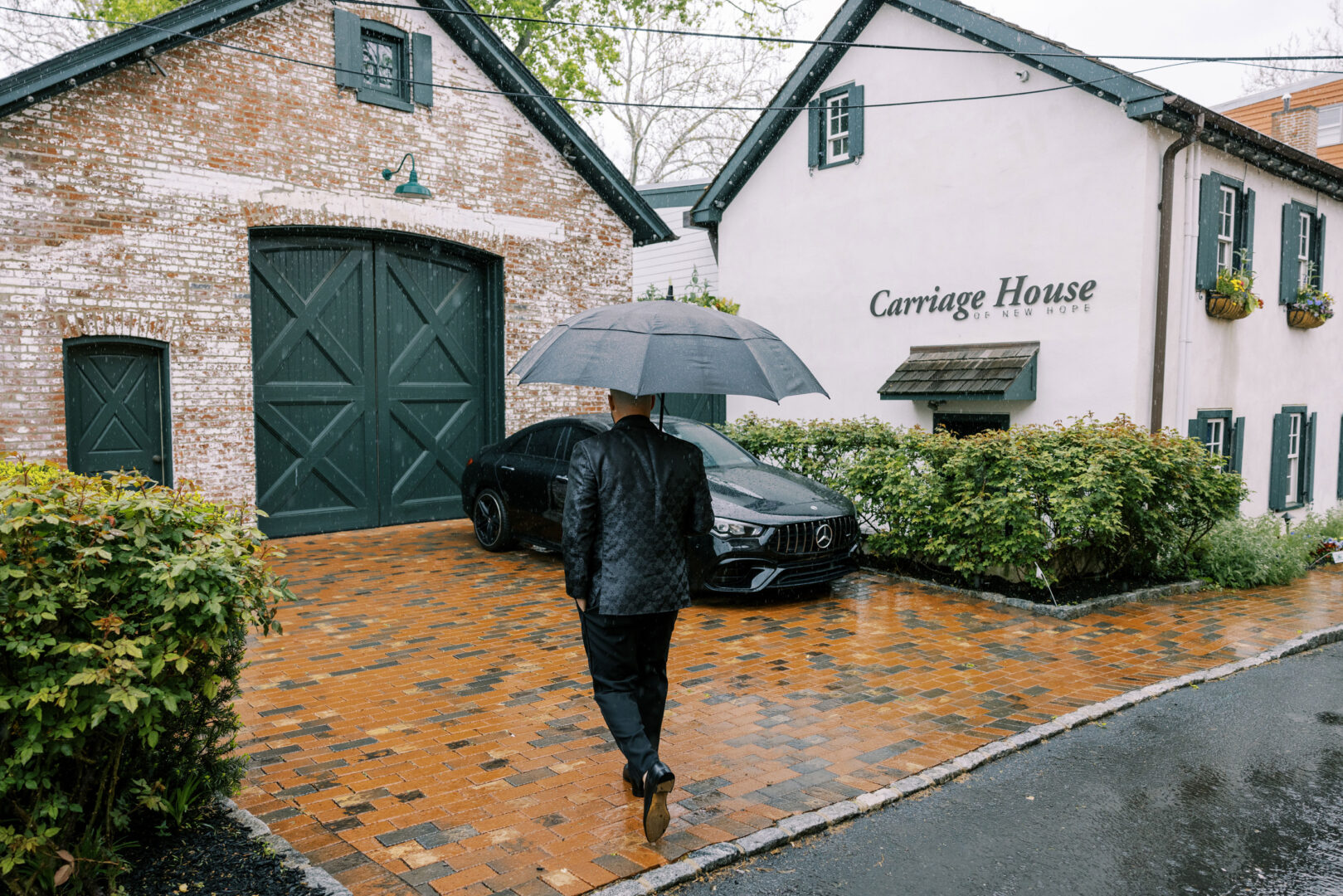 A rainy day wedding at The Carriage House in New Hope.